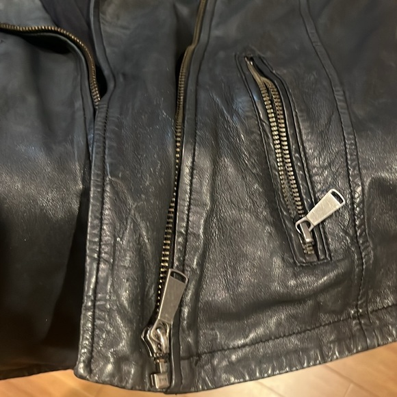 Bloomingdale’s Aqua 100% Leather Moto Style Jacket Medium - Picture 5 of 16